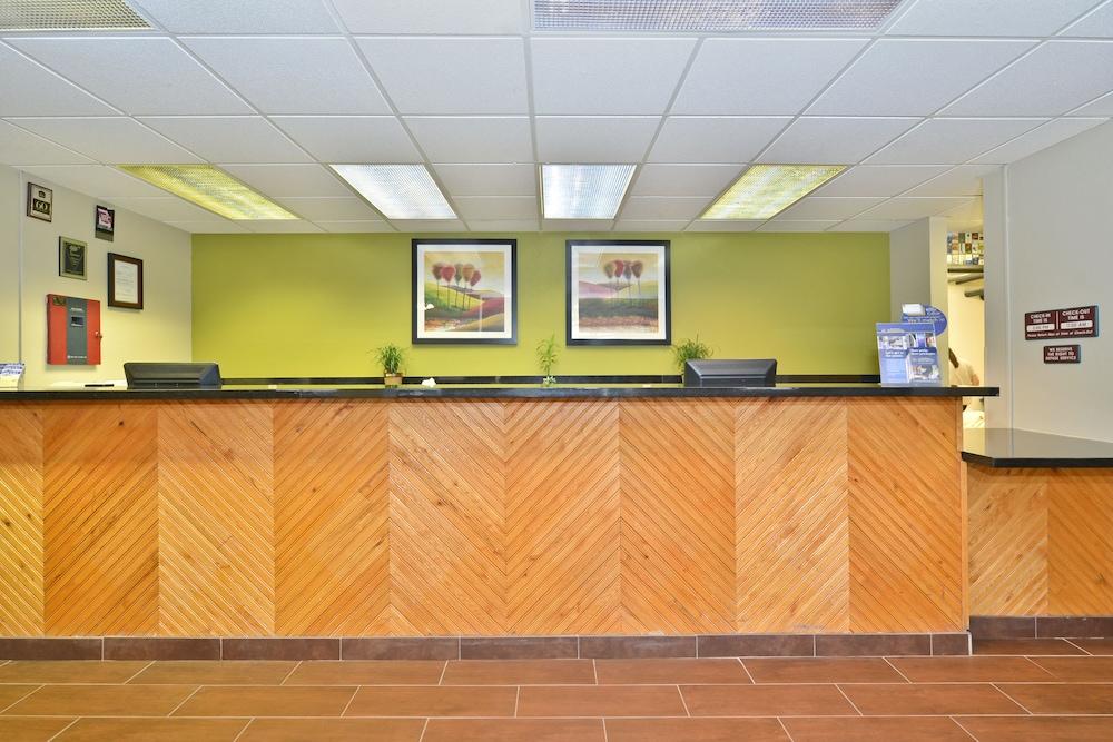 Ramada By Wyndham Platte City Kci Airport Extérieur photo